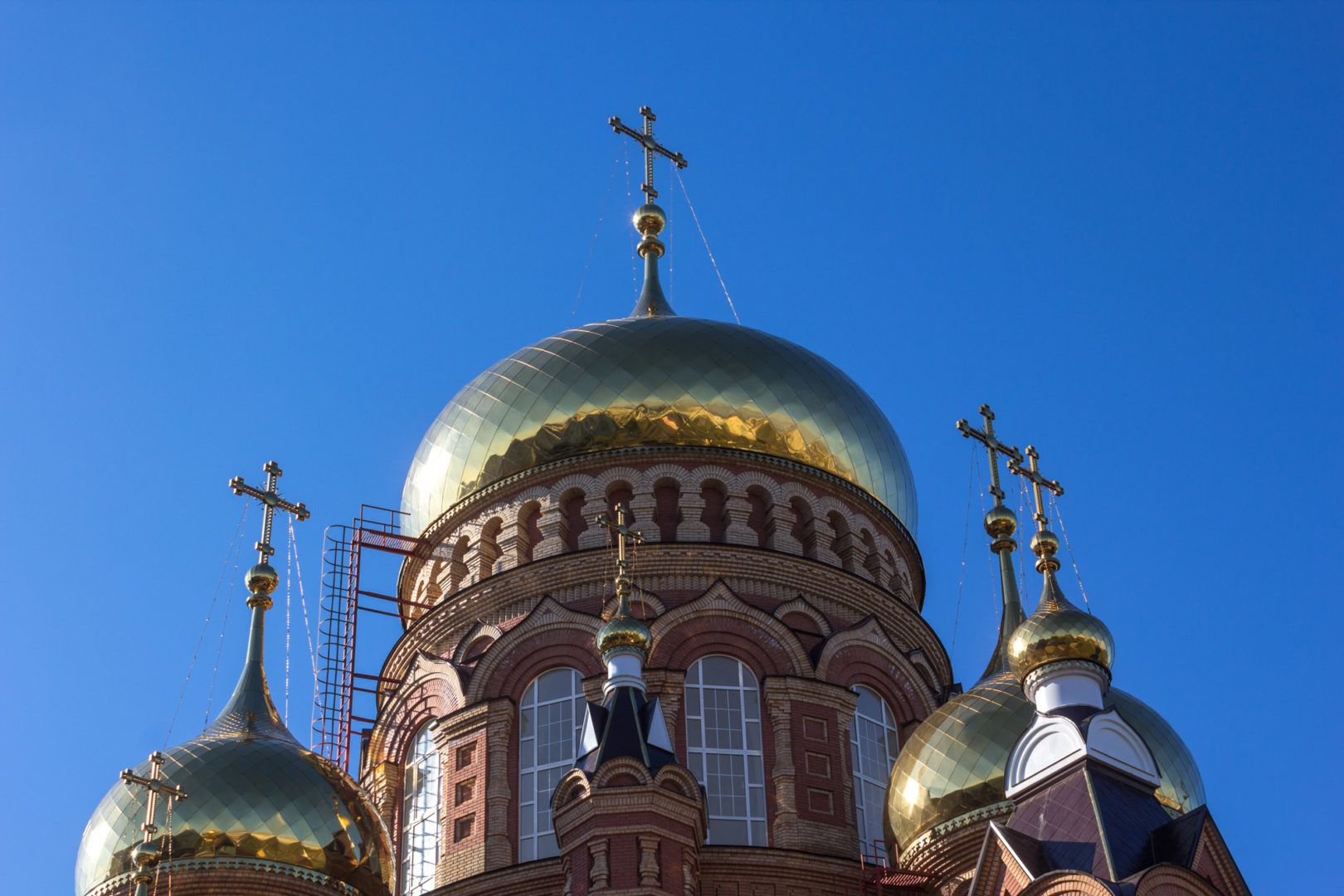 В Оренбурге торжественно освятили храм Казанской иконы Божией Матери -  Орен.Ру