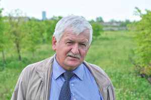 Директор ботанического сада ОГУ Валерий Новиков
