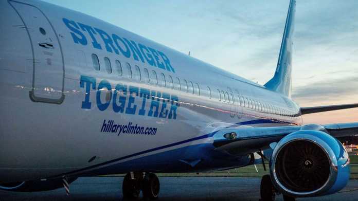 hillary clinton campaign plane