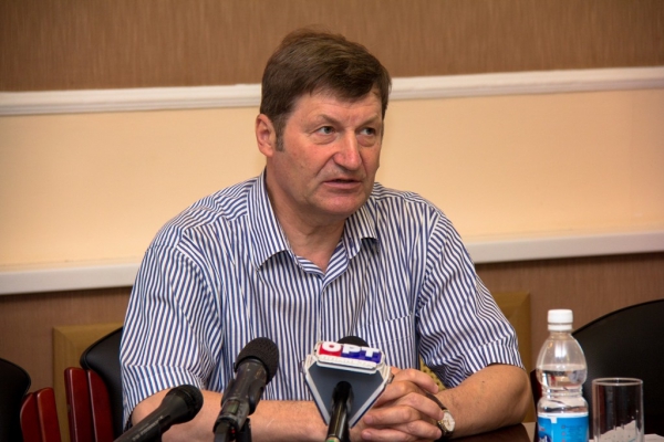 Владимир Фролов