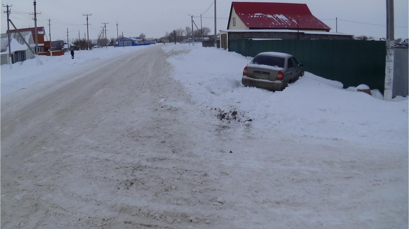 В Дедуровке ребенок не успел перебежать дорогу перед авто - Орен.Ру