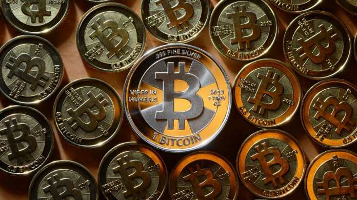 Биткоин