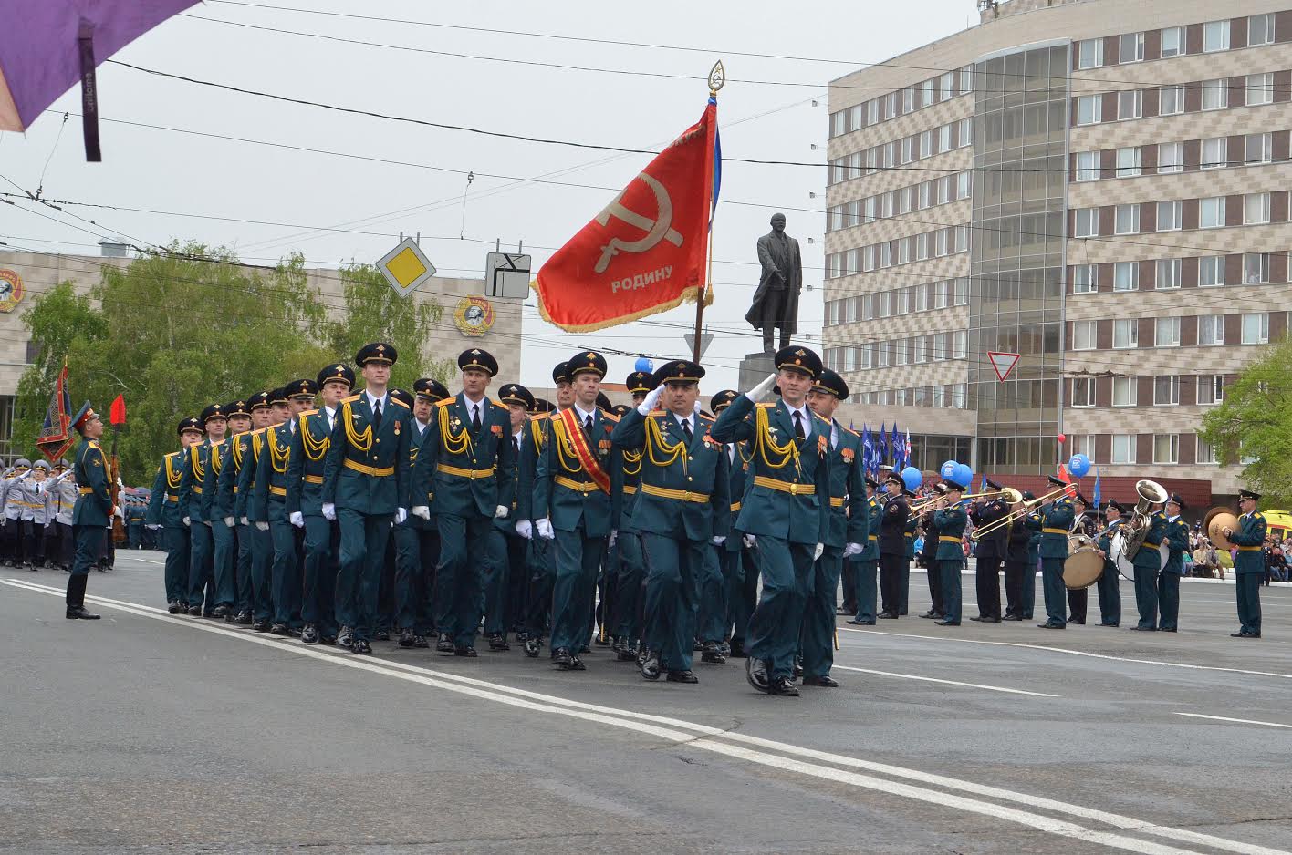 Парад Победы Оренбург