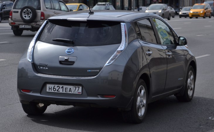 Электромобиль Nissan Leaf будут официально продавать в России