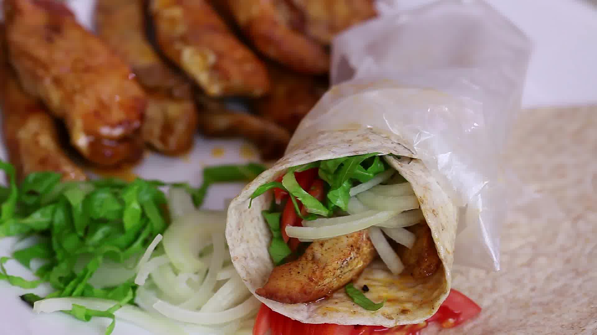 еда шаурма салат твистер food Shawarma salad Twister загрузить