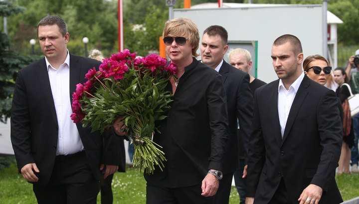 Олег Яковлев — прощание и похороны прошли на Троекуровском кладбище (видео)