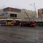 В центре Кемерово загорелся торговый центр.