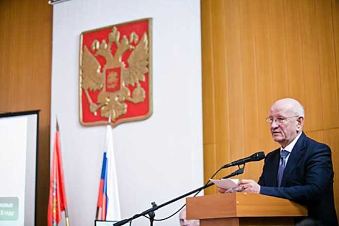 Юрий Берг провел в Бузулуке совещание по вопросам подготовки к посевной кампании