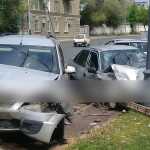 В Оренбурге на Парковом проспекте столкнулись два автомобиля