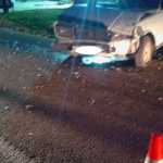 В лобовом столкновении двух «легковушек» пострадал водитель «Оки»