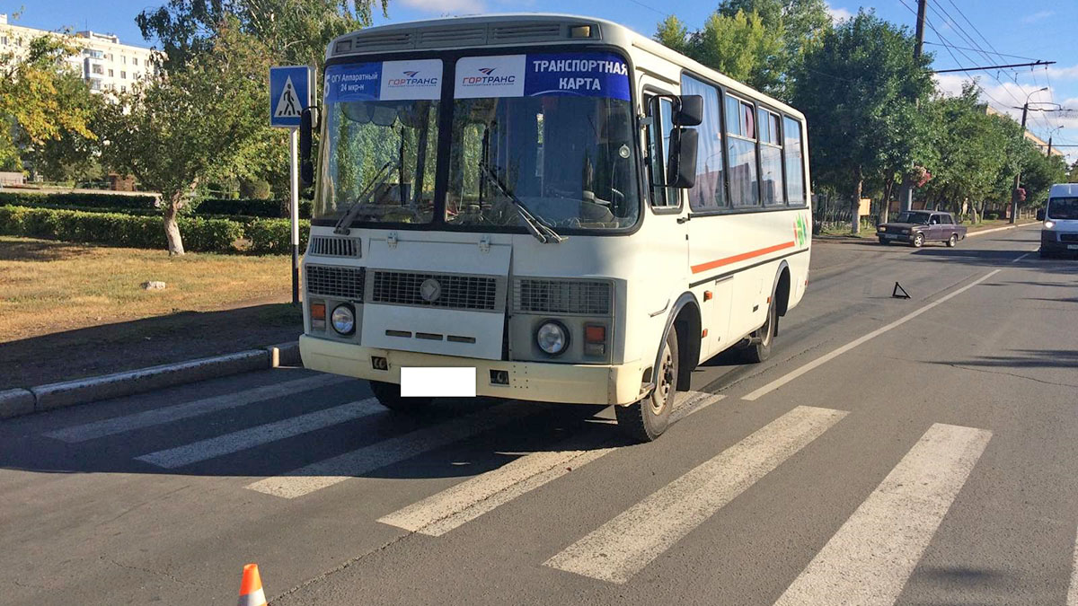 Водитель ПАЗика 45-го маршрута сбил на пешеходном переходе девушку - Орен.Ру