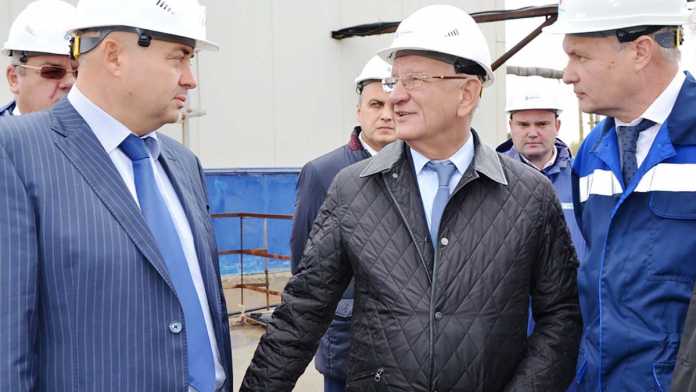 Очистные сооружения в Оренбурге посетил Губернатор Юрий Берг
