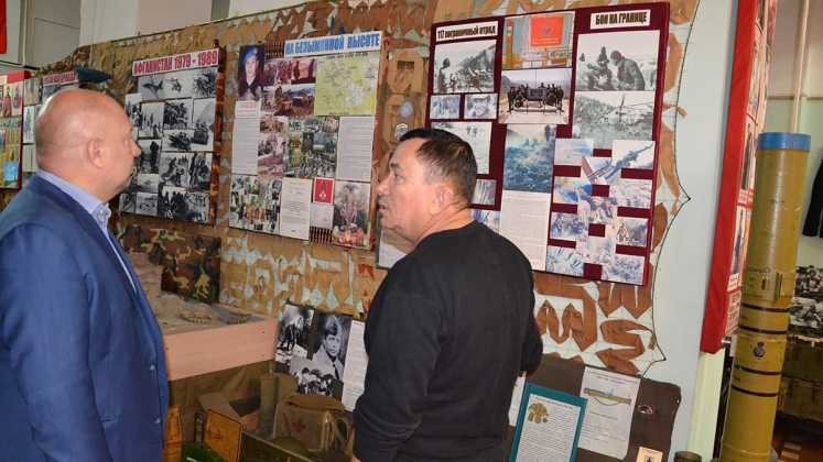 Оренбург посетил Герой России Андрей Мерзликин