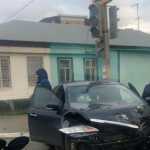 В центре Оренбурга столкнулись два автомобиля ДТП на Рыбаковской