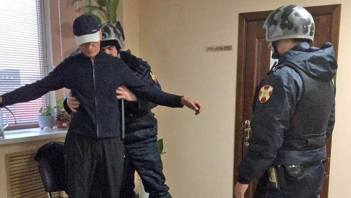 В Оренбурге вор уснул в ограбленном им офисе