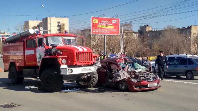 Стала известна принадлежность автомобиля пожарных попавшего в смертельное ДТП