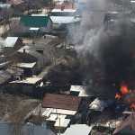 В Оренбурге на Комсомольской загорелся дом