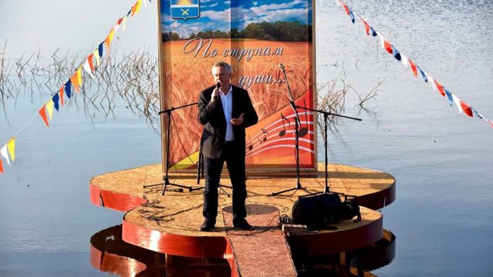 Под Оренбургом прошел фестиваль бардовской песни «По струнам души»