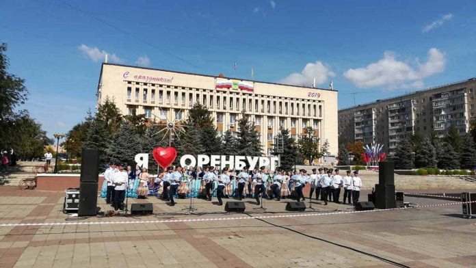 Более 200 артистов приняли участие в творческом марафоне «Вот Родина моя…»