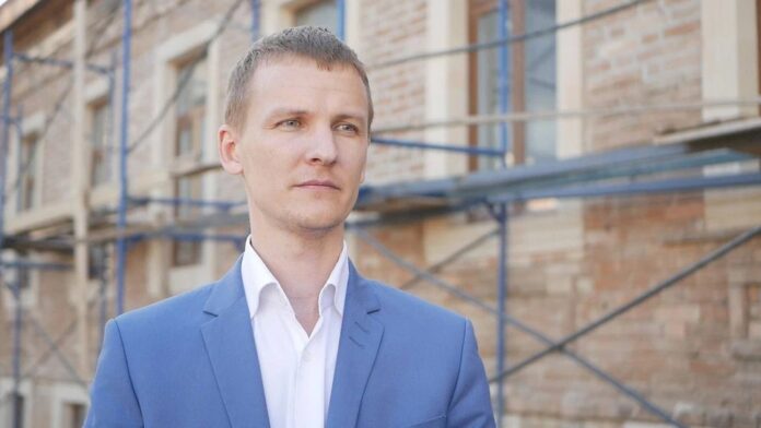 Никита Сафронов