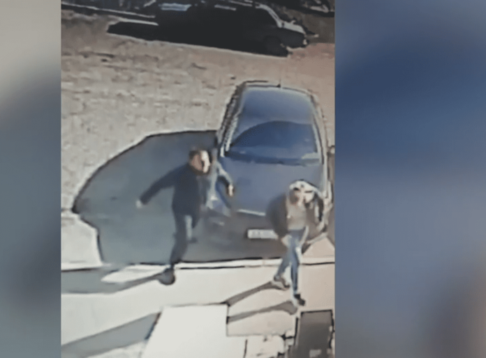 грабитель электронной сигареты