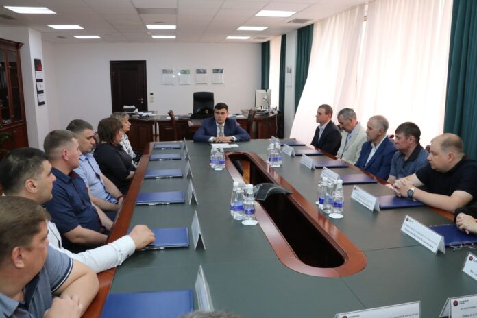 контракты