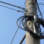 Энергетики Оренбурга требуют демонтировать нелегальное оборудование провайдеров Незаконные линии связи на опорах ЛЭП в Оренбурге