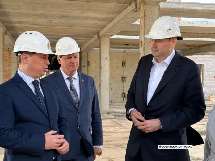 Масштабное строительство школы в Приуралье