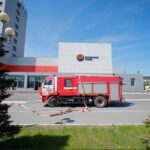 На Уральской Стали отработали эвакуацию персонала из многоэтажного здания На комбинате «Уральская Сталь» прошли плановые учения